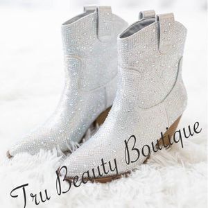 Ladies rhinestone cowboy booties